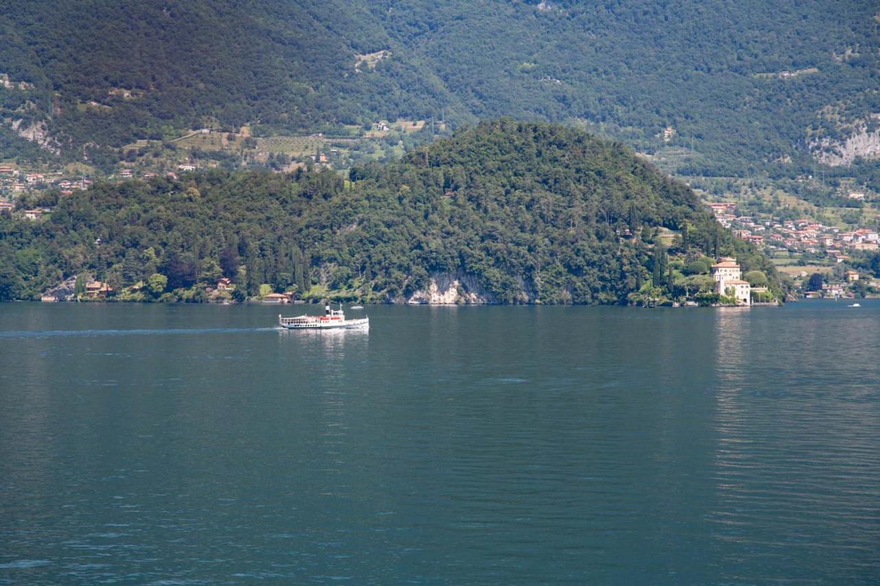 La Terrazza Sul Lago Lezzeno Villa Buitenkant foto